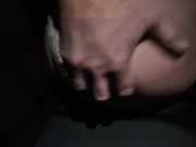 Milf esibizionista chiede informazioni per strada 8/16