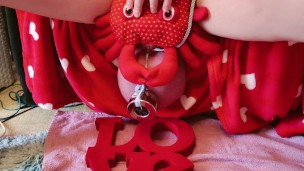 Love Crab loves sitting on Big Balls + 0.5 Kilo Metal Weight Cockstretching