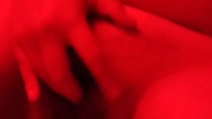 Masturbo a Colegiala y le encanta🔥