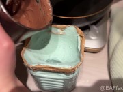 チンコの型を取ってチンコチョコを作り自分のコピーチンコと3Pしてみた！ 7/16