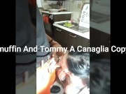 Operaio torna a casa e scopa la sorellastra 2/16