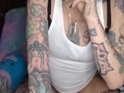 MommyMisfit and the Sybian Saddle Sex Machine