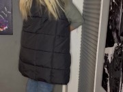 Selbstbefriedigung stehen Jeans ich komme zweimal multiple Orgasmen Klitoris satisfyer feucht geil 1/16