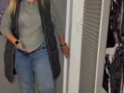 Selbstbefriedigung stehen Jeans ich komme zweimal multiple Orgasmen Klitoris satisfyer feucht geil 10/16