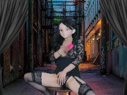 HENTAI Aibu。路地裏。セクシーな衣装。座って電動バイブでオナニー。 1/16