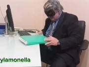 L'avvocato porco si fa una scopata nel culo della segreteria - Nikylamonella 1/16