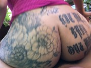 Garota de vestido seduz homem para receber leite no cuzinho 10/16