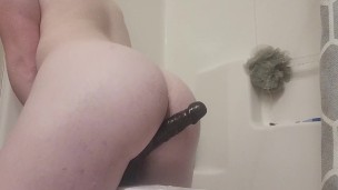 Naked Bath Time!