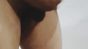 Pene caliente crece de tamaño