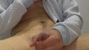 Amateur chorreando leche como te gusta