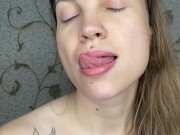 nature rewarded me with plump lips🫦 11/16