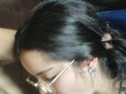 Nerd safadinha Debora Prado fez um boquete desleixado no meu pau grande antes do rolê