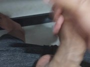 Jato de porra saindo do meu pau grande
