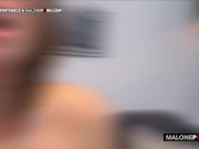 Joven follando con su madrastra termina en su culo!