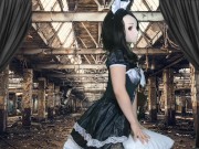HENTAI Aibu。廃墟。メイド。マネキンでオナニー。