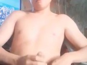 Ven y mírame como me corro muy rico
