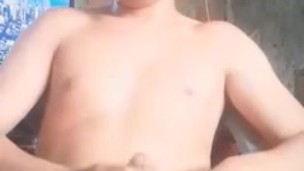 Ven y mírame como me corro muy rico