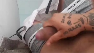 I Masturbate On The Stairs Of The Building My Neighbors Will Come At Any Time