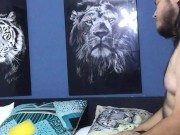 I fuck my girlfriend's pussy on all fours and fill her pussy. 8/16