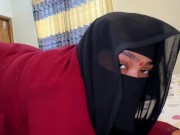 Big Ass Moroccan Hot Muslim 20 year Old Single Girl is So hot on bed now she want fuck from stranger 10/16