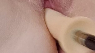 Sex machine pounds my pussy 🌶 one wet pussy 💦