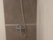 Disfrutando un ratito en la ducha 15/16