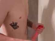 Disfrutando un ratito en la ducha 16/16