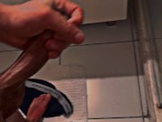 Quel bonne branlette après la douche 8/16