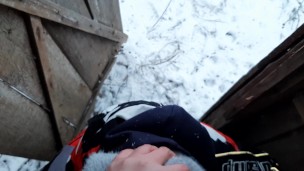 I fuck a stranger in the mouth in the toilet and quickly cum