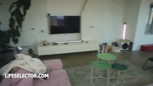 Wild redhead Luna Thrurmann enjoys hot anal fucking in POV