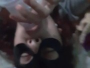 mi padrastro se viene en mi mientras chupo mi juguete para el 13/16