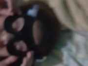 mi padrastro se viene en mi mientras chupo mi juguete para el 4/16