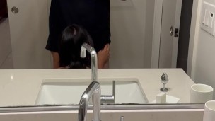 Do you like looking in the mirror too?