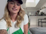 Barista girl cheats on boyfriend while he's at work 