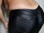 Teacher drove some students crazy by sending this video 13/16