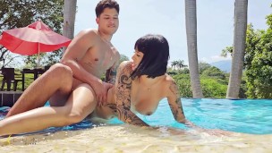 Naughty Colombian convinces her butler to fuck her in the pool - Luna Vitaler & Danner Mendez