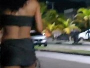 Em público e sem calcinha adoro mostrar  bunda buceta e pagar peitinho 13/16