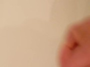 Après 8h de travail trop fatigué pour bander mais pas assez pour jouir 2/16