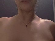 Whatsapp masturbation mutuelle depuis les chiottes d'une discothèque 12/16