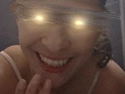 Whatsapp masturbation mutuelle depuis les chiottes d'une discothèque 16/16