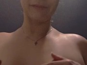 Whatsapp masturbation mutuelle depuis les chiottes d'une discothèque 2/16