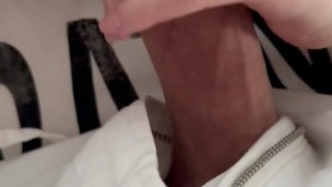 She loves the taste of hot cum in her mouth