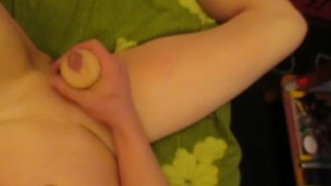 Masturbe (108) with one testicle