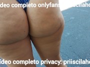 Gostosa se exibindo no carnaval de rua 12/16