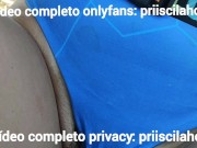 Gostosa se exibindo no carnaval de rua 7/16