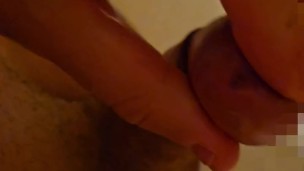 Mojando mi polla para ti