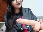 Emo / goth Girl gibt dominante wichsanleitung und erniedrigt dich 13/16