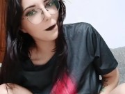 Emo / goth Girl gibt dominante wichsanleitung und erniedrigt dich 2/16