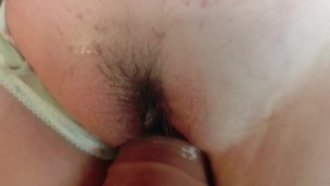 Abriendo Por Primera VEZ, el Coño Apretado de Chica Virgen de 18. LE ENCANTA