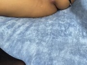 Le mando un vídeo masturbandome a mi jefe con mi uniforme de secundaria